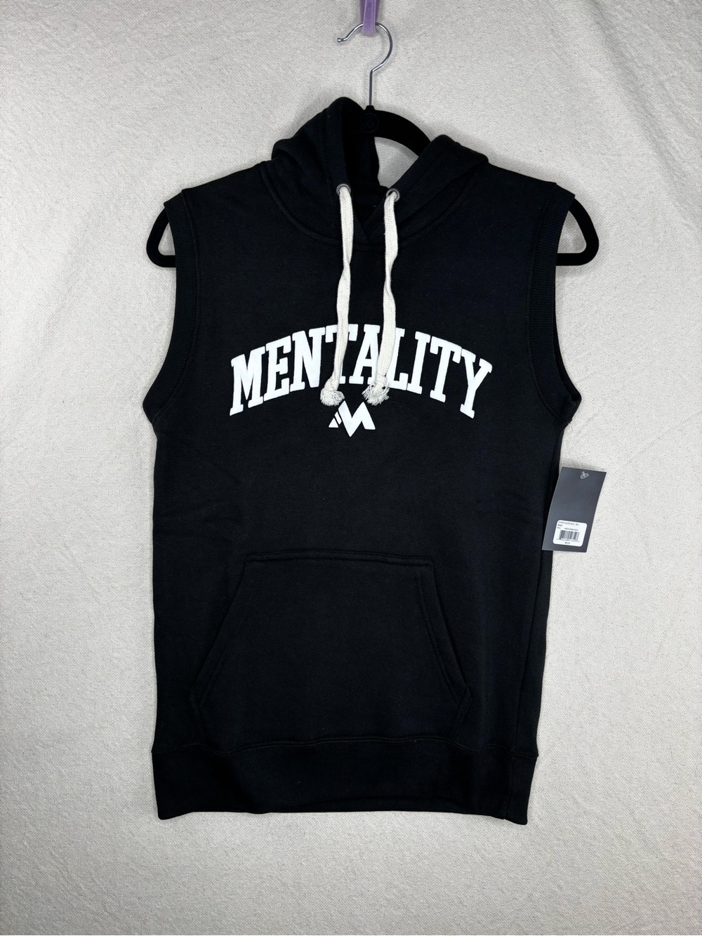 Mentality men’s small sleeveless hoodie NWT
